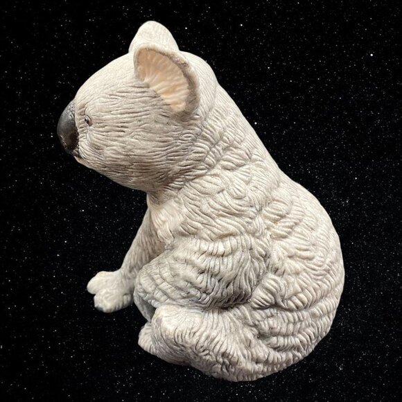 Vintage Royal Heritage Australian Porcelain Koala Bear Figurine Statue 4”T 3”W - Picture 3 of 6